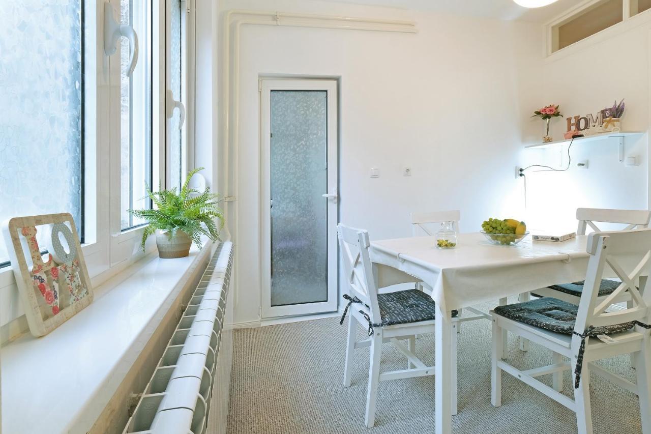 Zen City Center Apartment & Garage Nearby Belgrade Exterior photo
